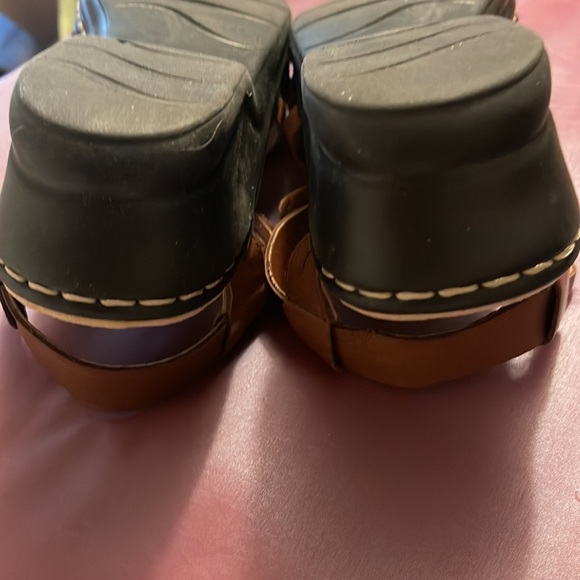 Clarks Sandals Size 8M - Picture 5 of 5